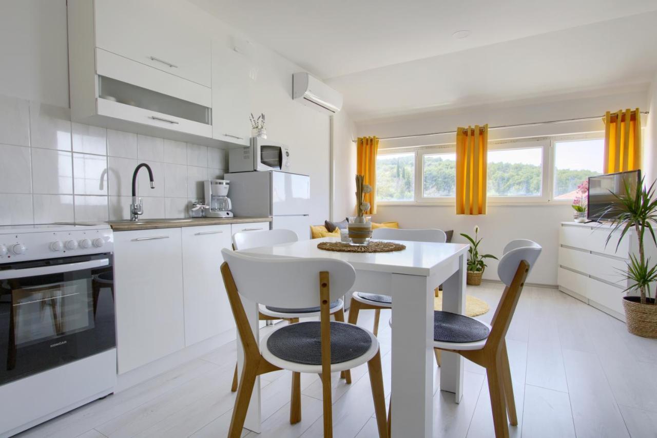 Apartments Villa Mihaela Banj Ngoại thất bức ảnh