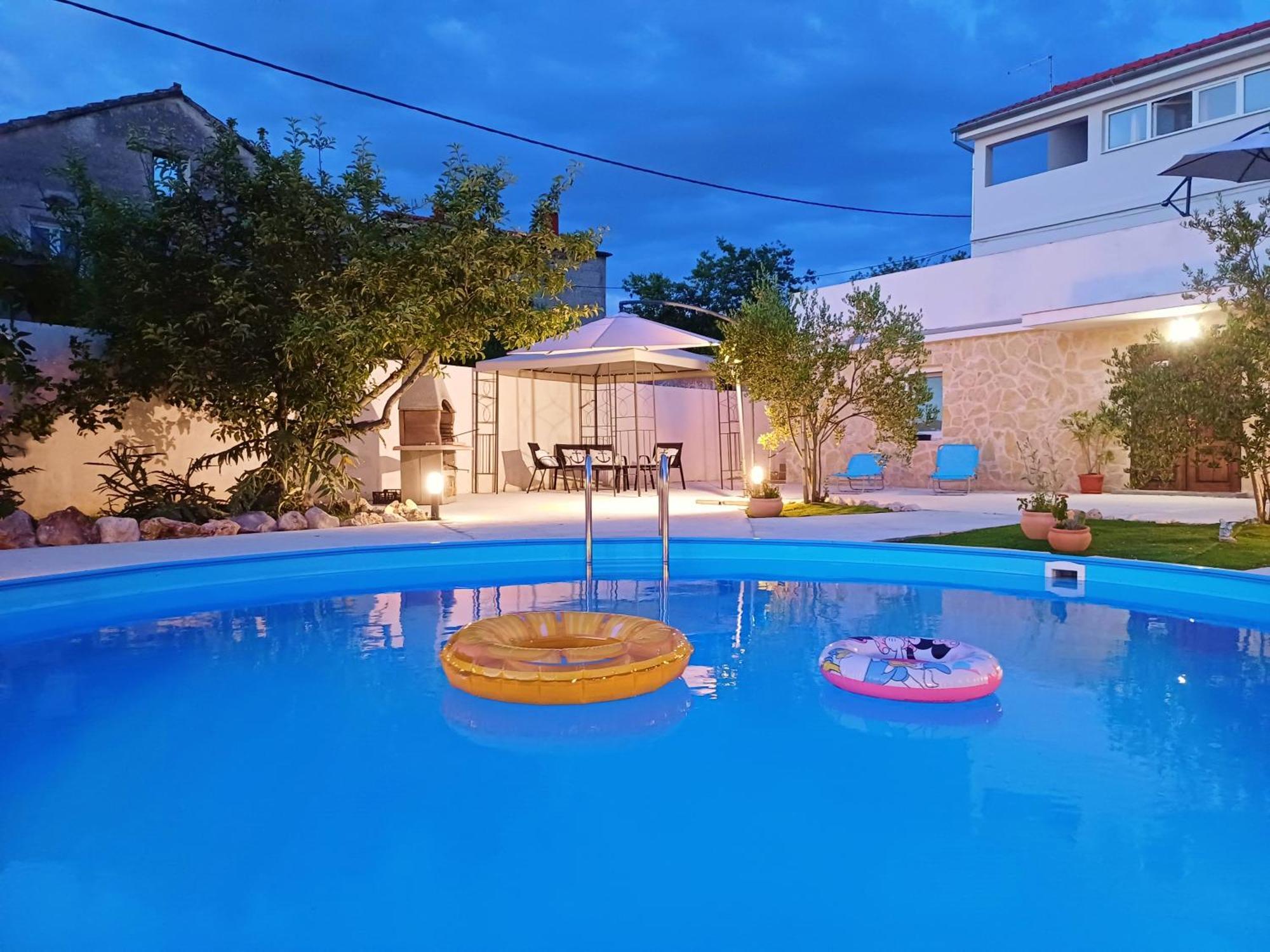 Apartments Villa Mihaela Banj Ngoại thất bức ảnh