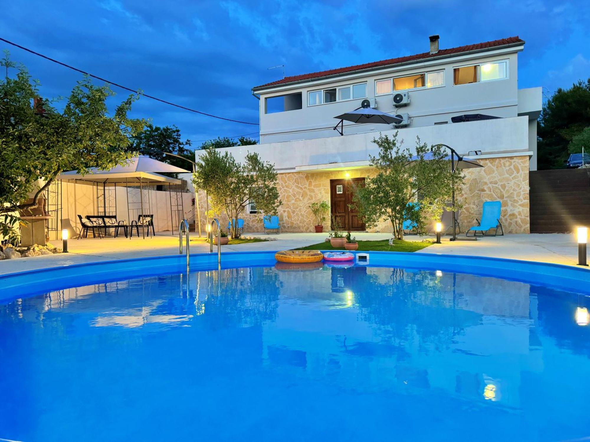 Apartments Villa Mihaela Banj Ngoại thất bức ảnh