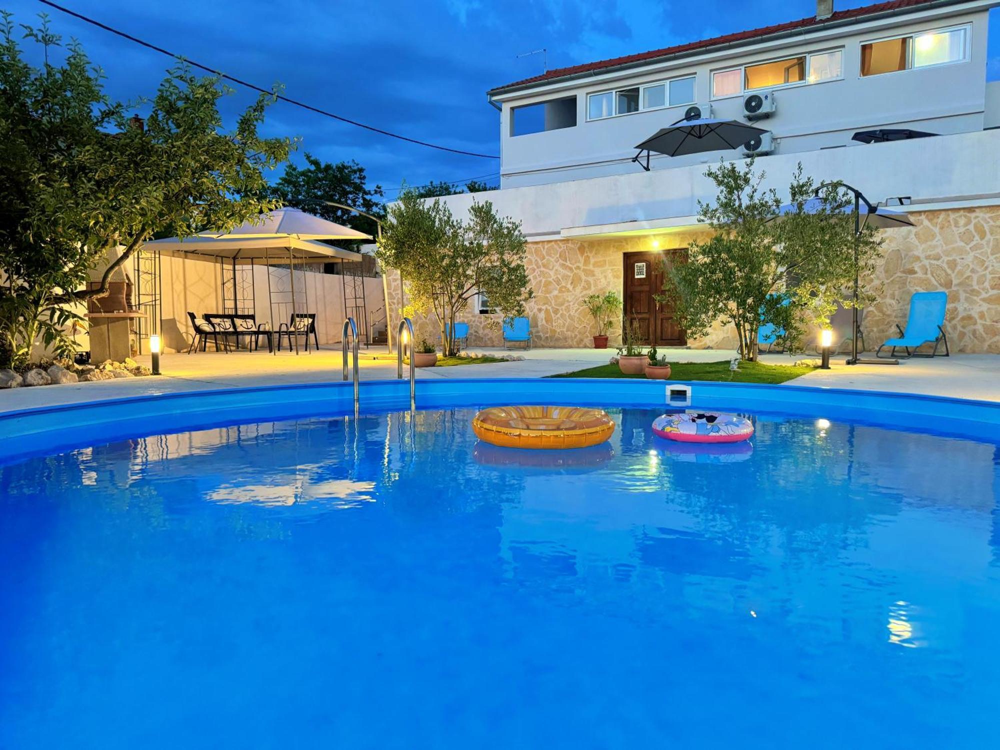 Apartments Villa Mihaela Banj Ngoại thất bức ảnh